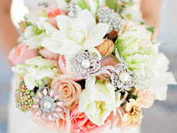 Malta Wedding Inspirations - A Modern Wedding Bouquet with Silver Decorations