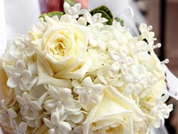Malta Wedding Inspirations - White Roses Wedding Bouquet