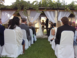 Lauren and Chris saying thier I do's in a garden wedding venue in Malta