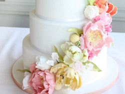 Malta Wedding Inspirations - Classy Vintage Wedding Cake