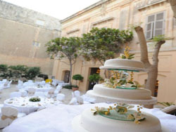 The Wedding Cake Table
